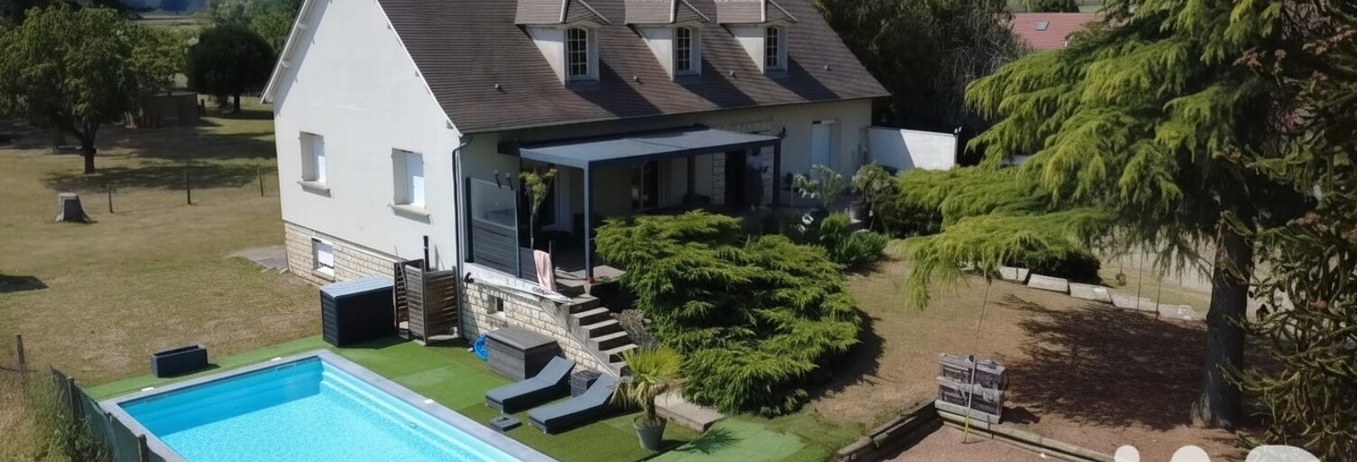 Maison 8 Pièces 216 m² à vendre à Saint-Pierre-les-Étieux (18210)
