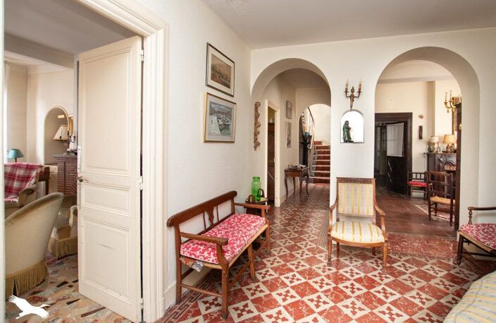Maison de ville de 9 pièces principales — photo 3