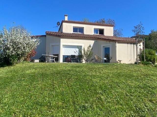 Maison 4 pièces 115 m² à Pradines — photo du bien