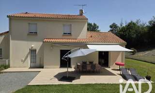 Maison 8 Pièces 162 m² à vendre à Réaumur (85700)