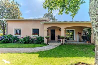 Maison 5 pièces 452700 €