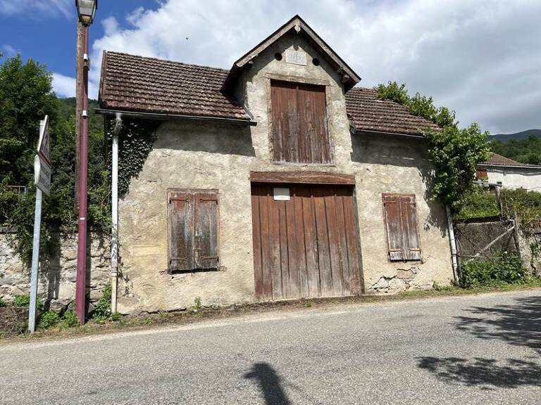 Maison en pierre de 0 pièces principales — photo 1