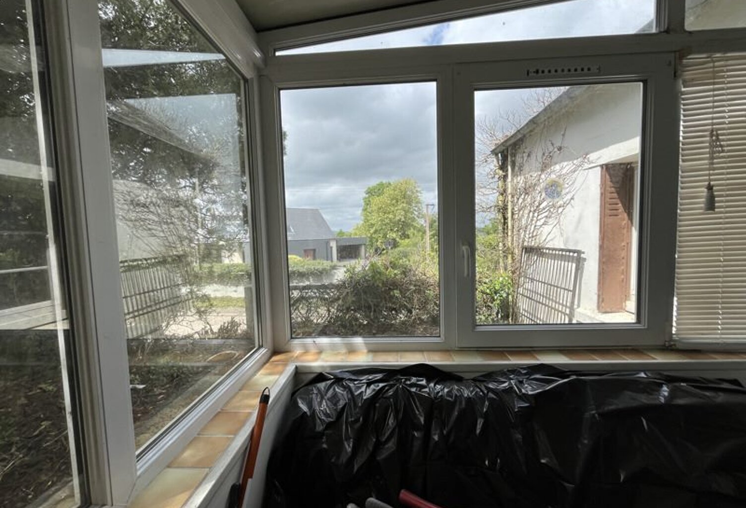 Vente maison 3 pièces 122 m² Poullaouen (29246) — photo 1