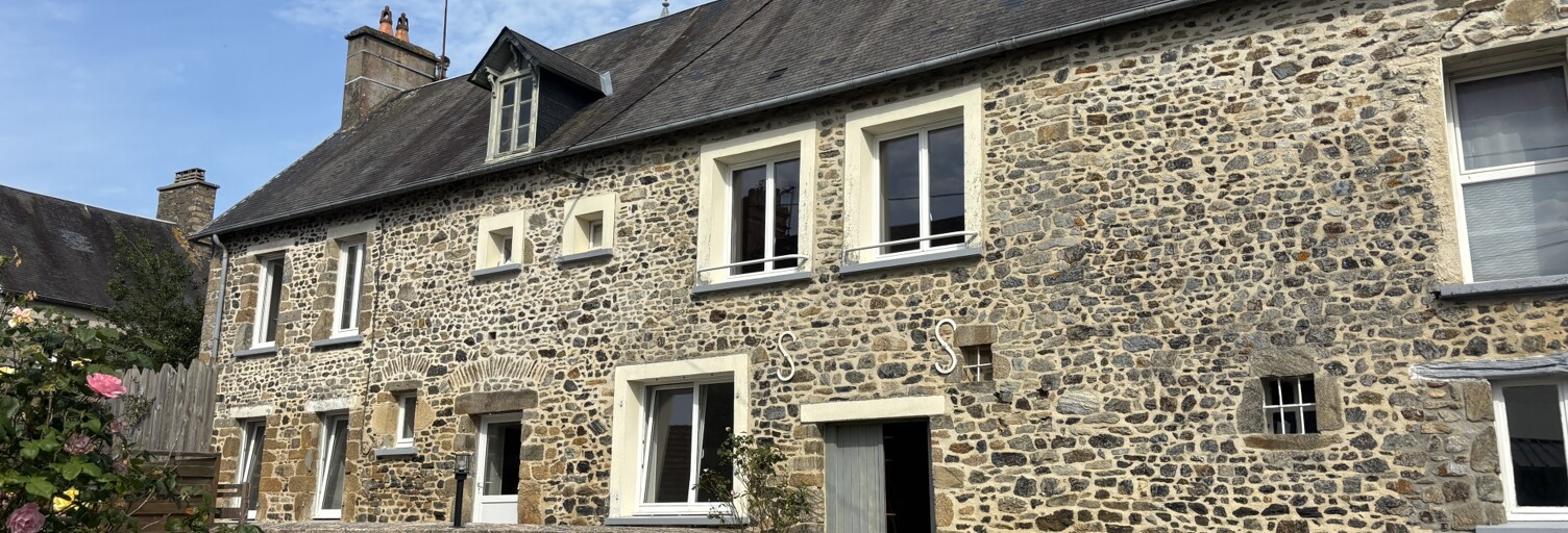 Immeuble  210 m² à vendre à Saint-Pierre-de-Coutances (50200)