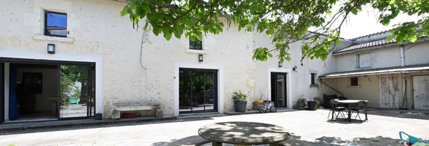 Maison 5 Pièces 125 m² à vendre à Saint-Laurent-de-Cognac (16100)