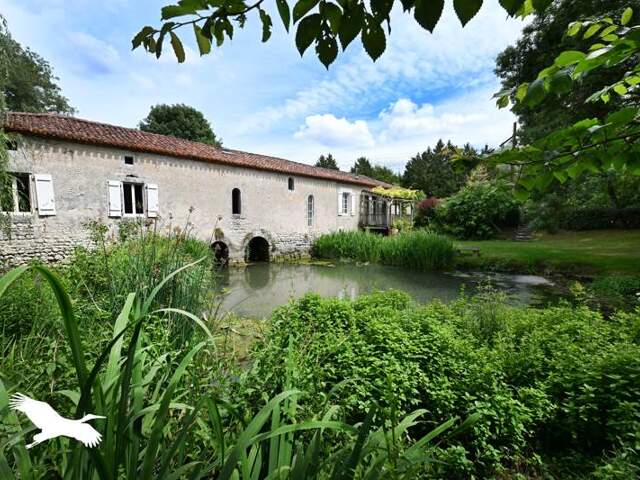Moulin de 5 pièces principales — photo du bien