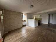 Maison en pierre de 3 pièces principales — photo 2