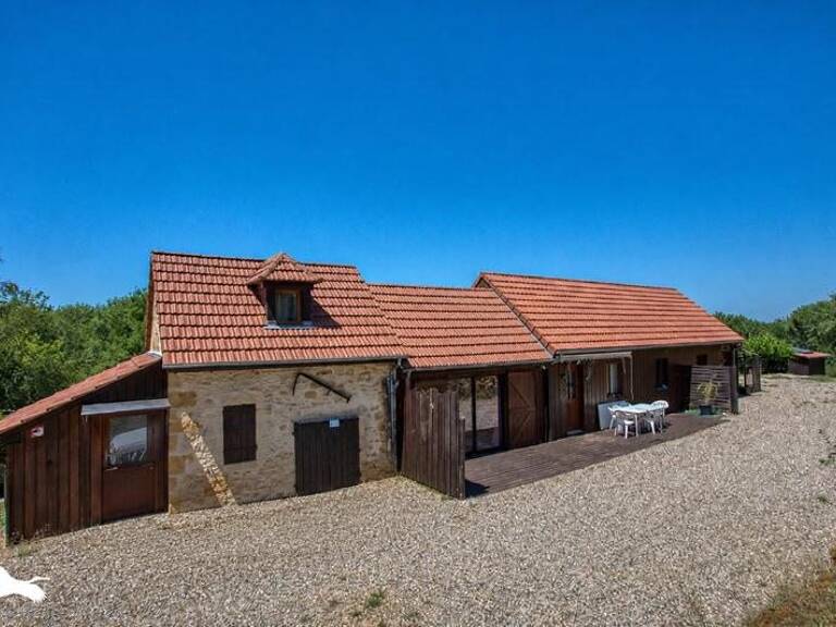 Maison en pierre de 5 pièces principales — photo 1
