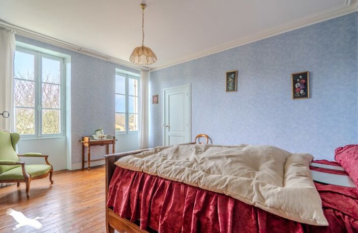 Maison en pierre de 8 pièces principales — photo 3