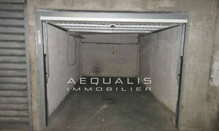 Garage  11 m² à vendre à Saint-Laurent-du-Var (06700)