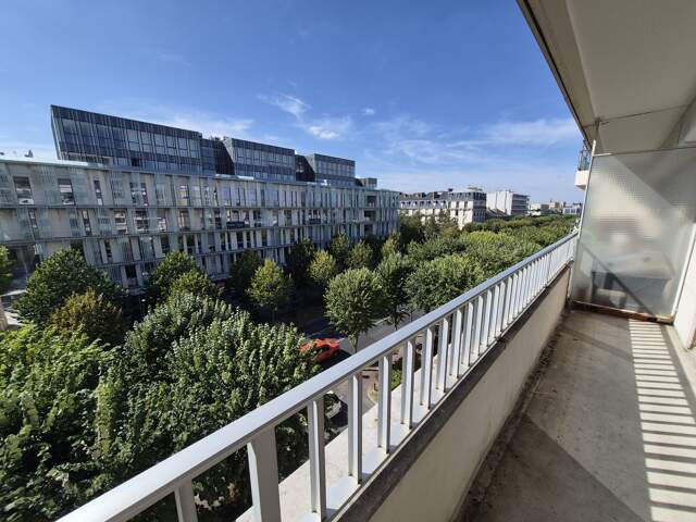 Beau studio iéal investisseur Bd Paix — photo du bien