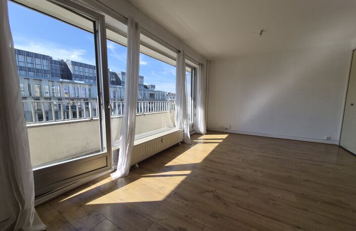 Beau studio iéal investisseur Bd Paix — photo 4