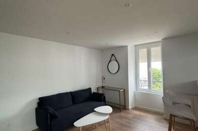 Appartement 2 pièces 915 €