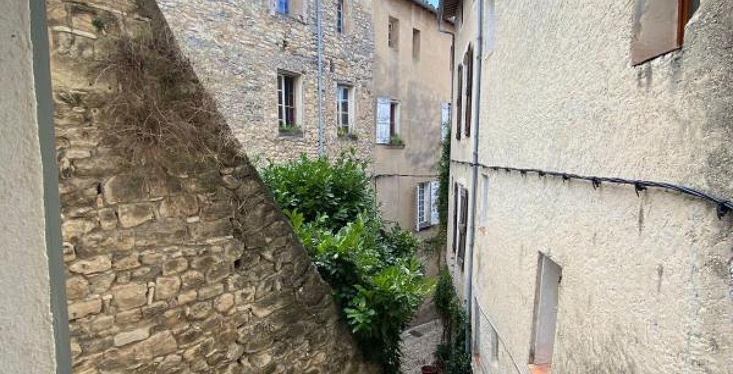 Forcalquier Appartement de type 2/3  À Louer — photo 1