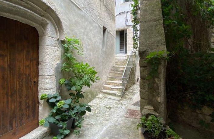 Forcalquier Appartement de type 2/3  À Louer — photo 2