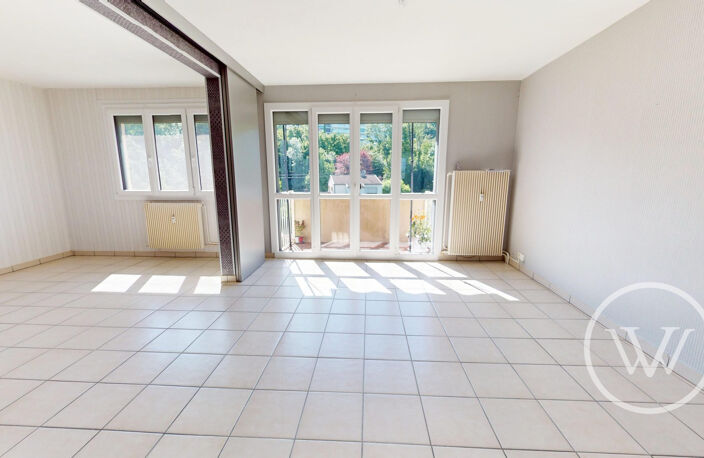 T5 en dernier étage avec ascenseur et balcon — photo 4