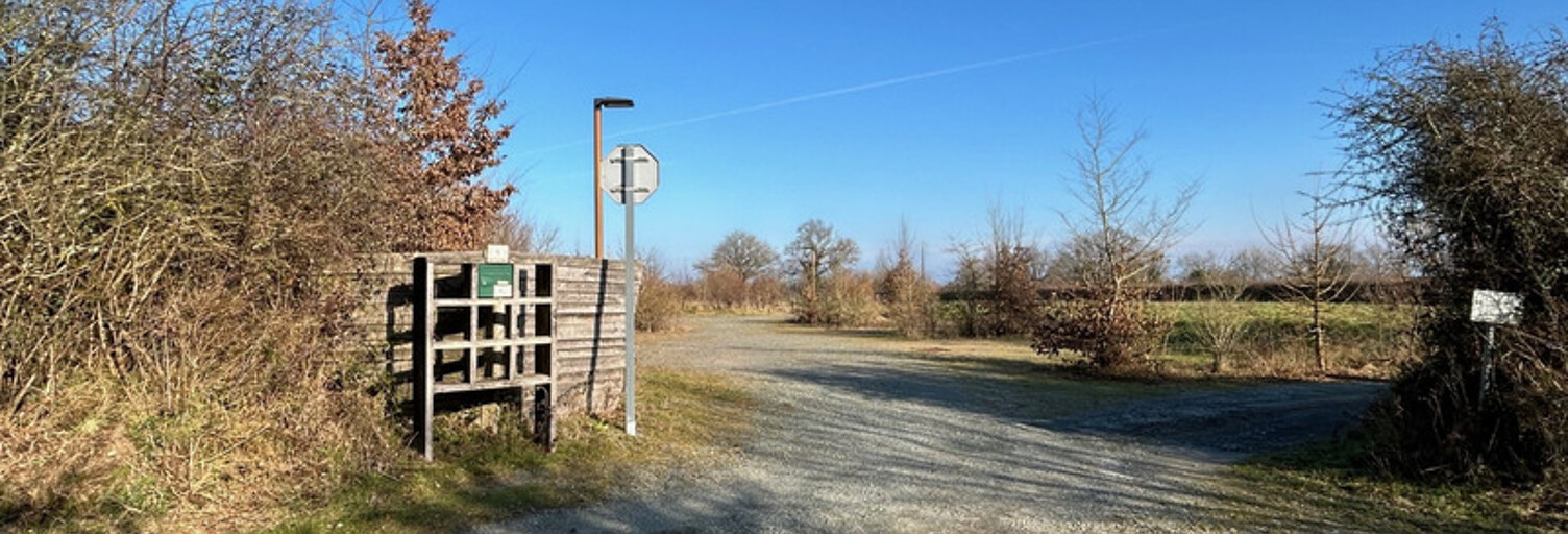 Terrain  1000 m² à vendre à Les Châteliers (79340)