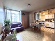 Appartement à vendre 2 pièces LYON 8EME ARRONDISSEMENT (69) - BALCON - PARKING - CAVE - PROCHE DES COMMODITES — photo 2