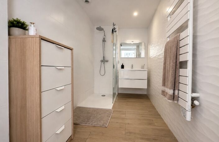 -92130 - ISSY-LES-MOULINEAUX - APPARTEMENT FAMILIAL - 4 PIECES -LUMINEUX – RÉSIDENCE 2022 – 2 BALCONS – MÉTRO – TRAM — photo 4