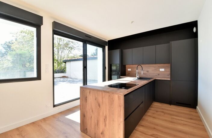 EXCLUSIVITÉ : Appartement T4/T5 – Terrasse - Garage et 2 parkings — photo 4