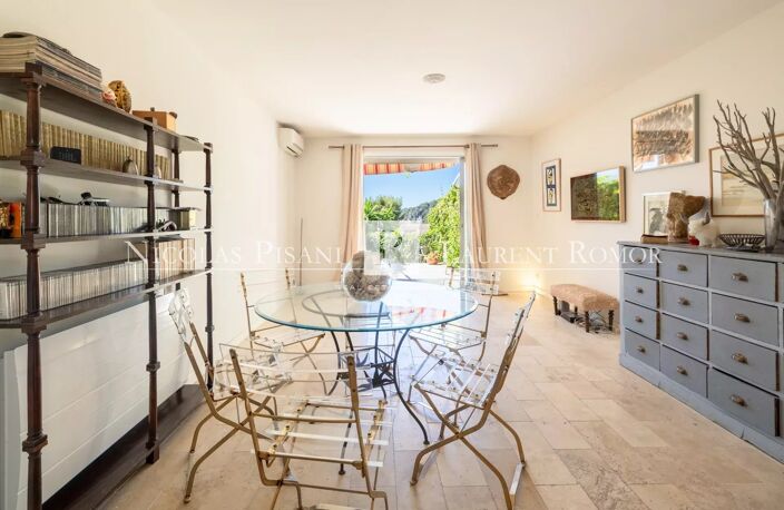 Appartement type Maison - 4 PIECES - Terrasse - Parking - CORNE — photo 2