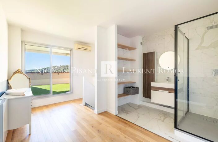 Appartement type Maison - 4 PIECES - Terrasse - Parking - CORNE — photo 5