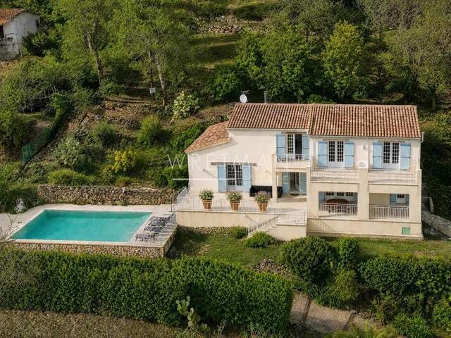 Superbe villa avec piscine - Tourrettes-sur-Loup — photo du bien