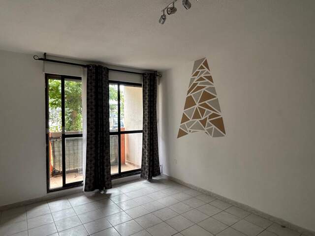 Studio à louer — photo du bien