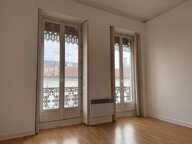 Appartement À Vendre — photo 2