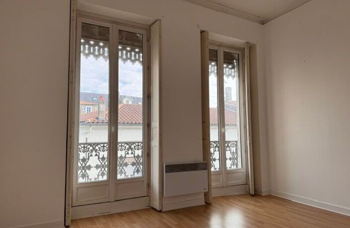 Appartement À Vendre — photo 2