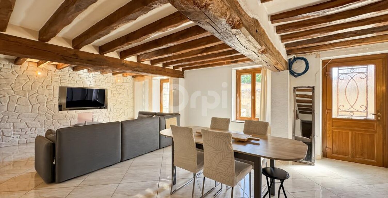 Propriété familiale à 1h de Paris avec seconde habitation indépendante et deux garages — photo 1