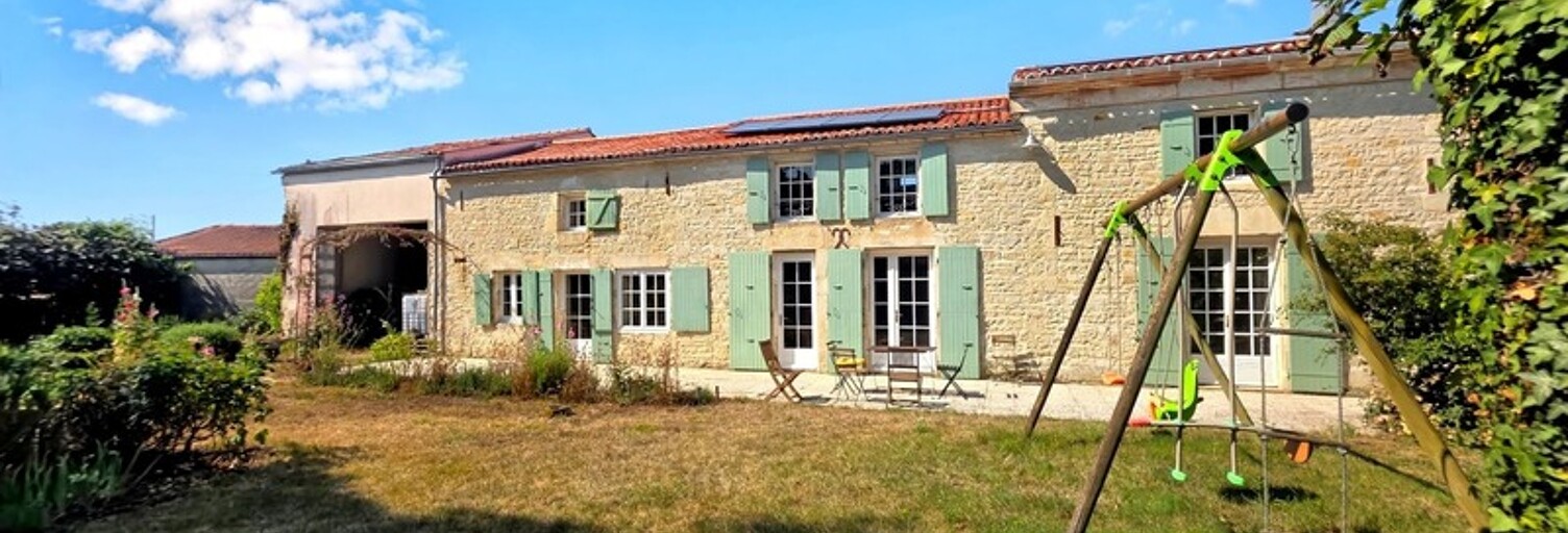 Maison 8 Pièces 185 m² à vendre à Saint-Saturnin-du-Bois (17700)