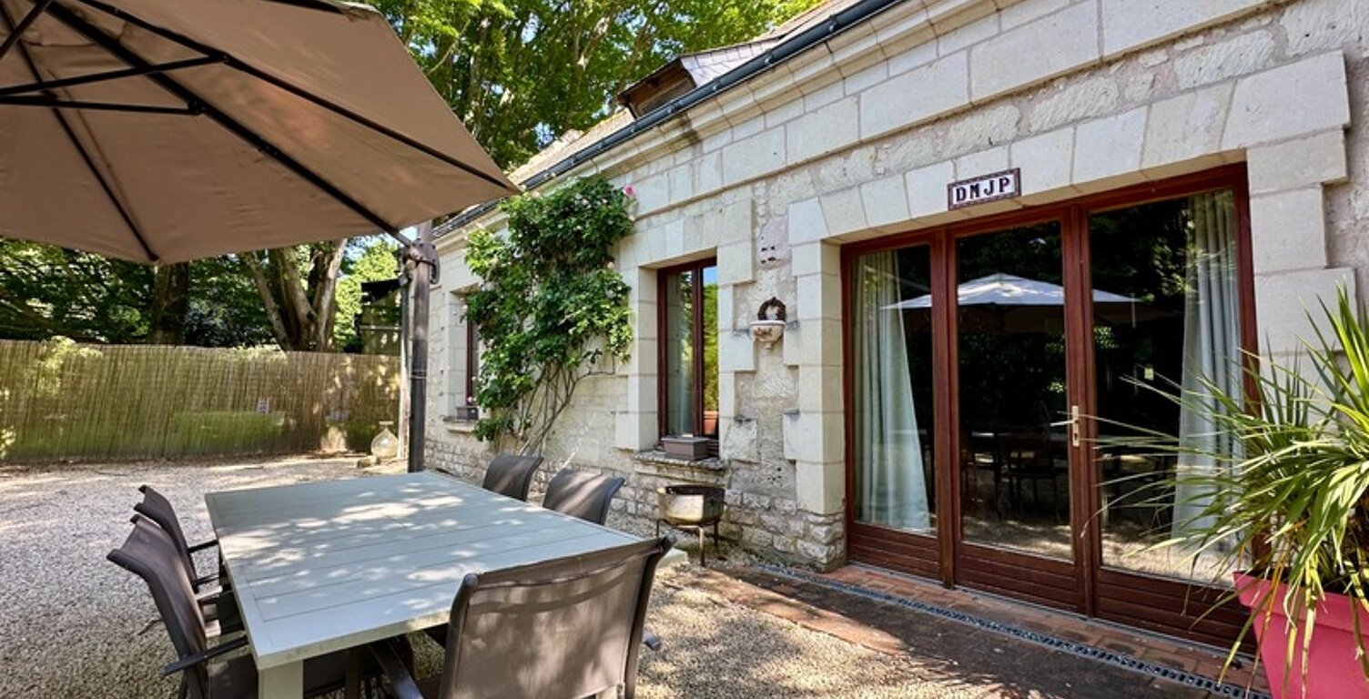 VARENNES SUR LOIRE, Longère 3 chambres sur jardin de 1280m² — photo 1