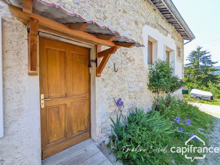 Maison en pierre rénovée avec jardin – 111 m² – Saint-Martin-en-Vercors (26420) — photo 1