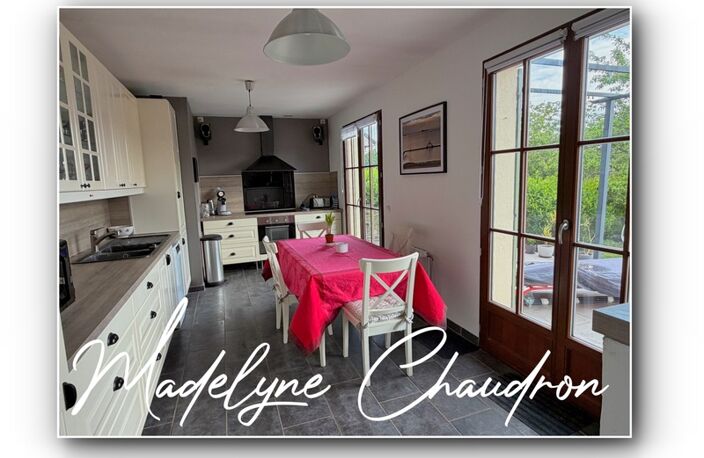 BOURAY-SUR-JUINE – Maison familiale rénovée de 123 m² habitables – 170 m² utiles – 4 chambres – Vie de plain-pied – DPE C — photo 4
