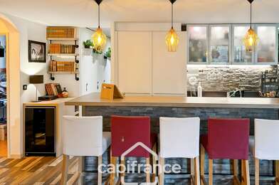 Appartement 4 pièces 298000 €