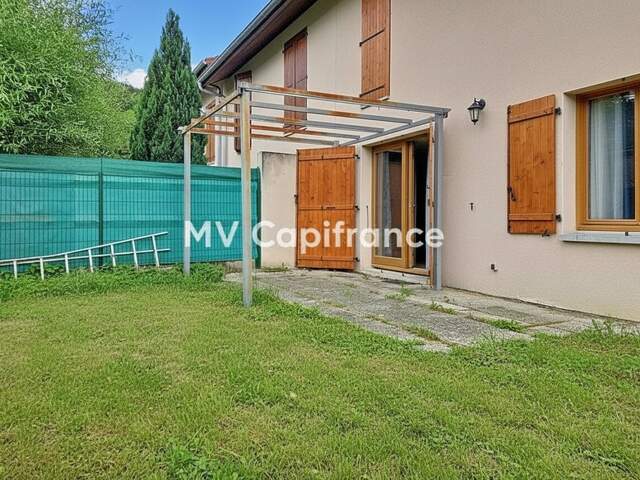 Maison mitoyenne 5 pièces – Cranves-Sales, proche Saint-Cergues (74) — photo du bien