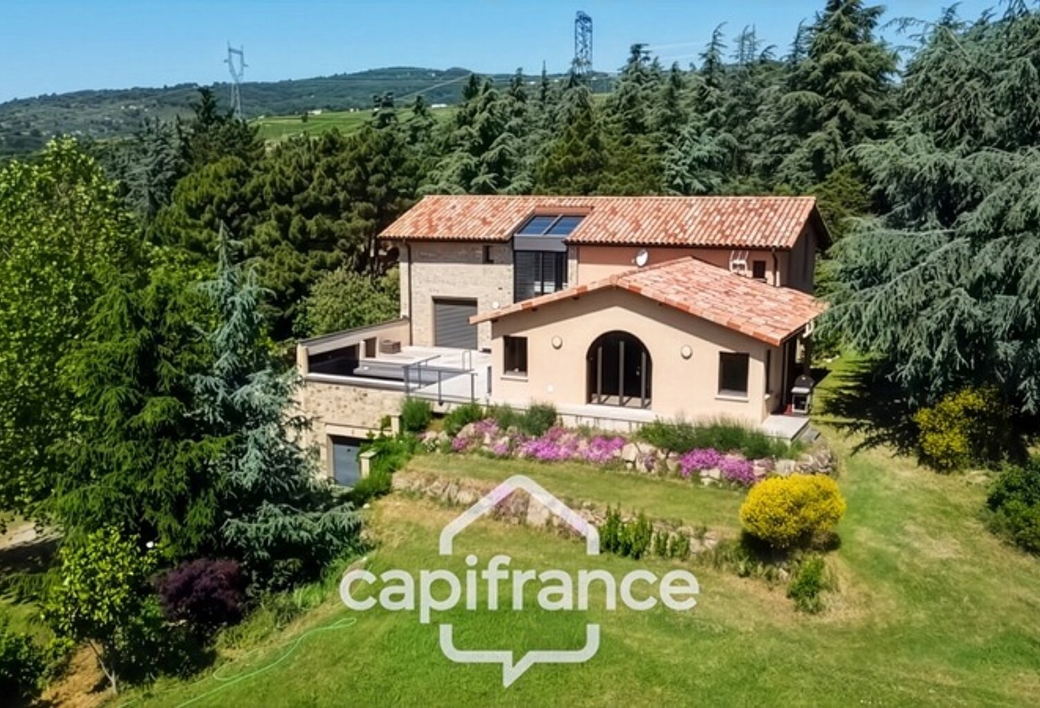 Propriété d’Exception – Domaine Privé en AOP Cornas // L’Art de Vivre, l’Élégance et la Nature en Harmonie — photo 1