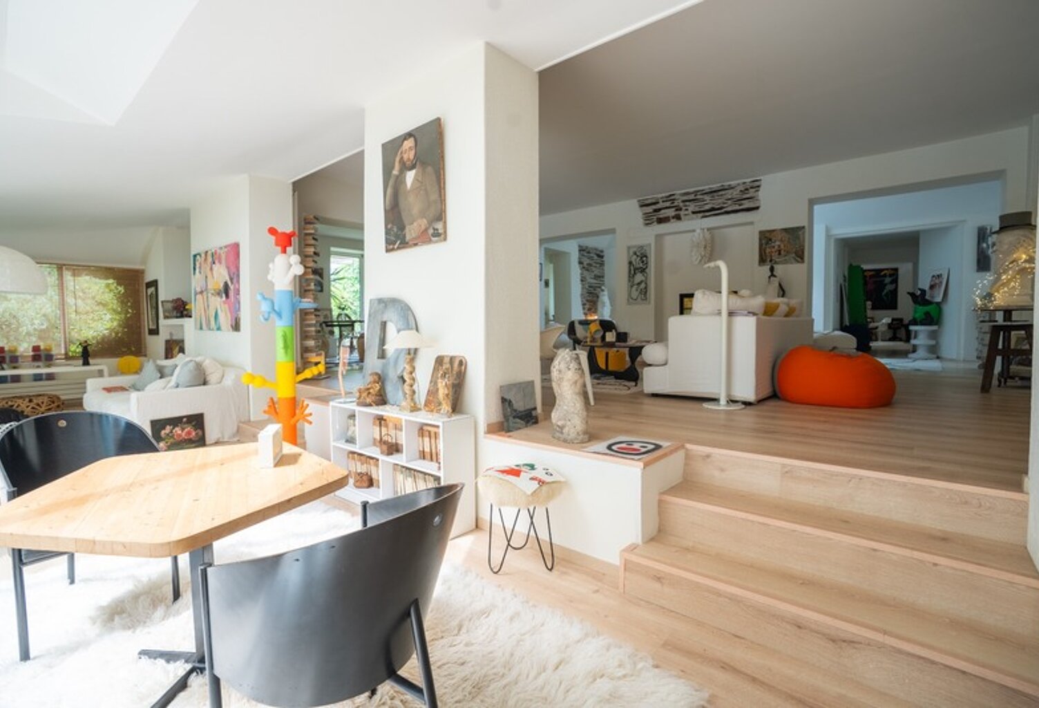 Vue carte postale sur la Maine : Maison atypique et appartement séparé de 300 m2 jouant sur les volumes, la lumière et les perspectives — photo 1