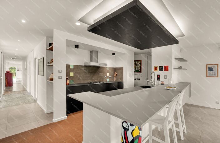 Villa d'architecte de plain-pied – 209 m² de lumière, nature préservée et confort énergétique – Saint-Lys — photo 2