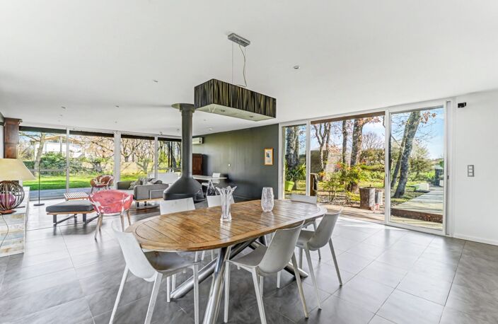 Villa d'architecte de plain-pied – 209 m² de lumière, nature préservée et confort énergétique – Saint-Lys — photo 3