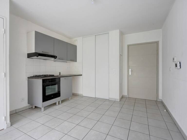 Appartement à vendre 2 pièces VENISSIEUX (69) — photo 1