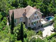 Marseille 9éme, Parc National des Calanques, Maison de Maître de 500 m² avec son parc de 2 Hectares , 11 studios — photo 3