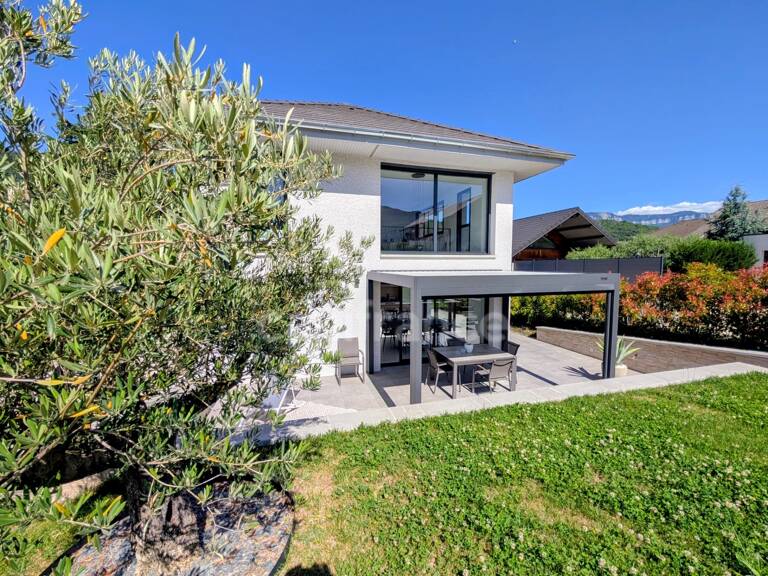 Maison récente à vendre 4 pièces de 123 m² avec jardin — photo 1