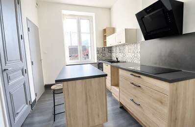 Appartement T3 de caractère avec garage au cœur du Chambon-Feugerolles — photo du bien