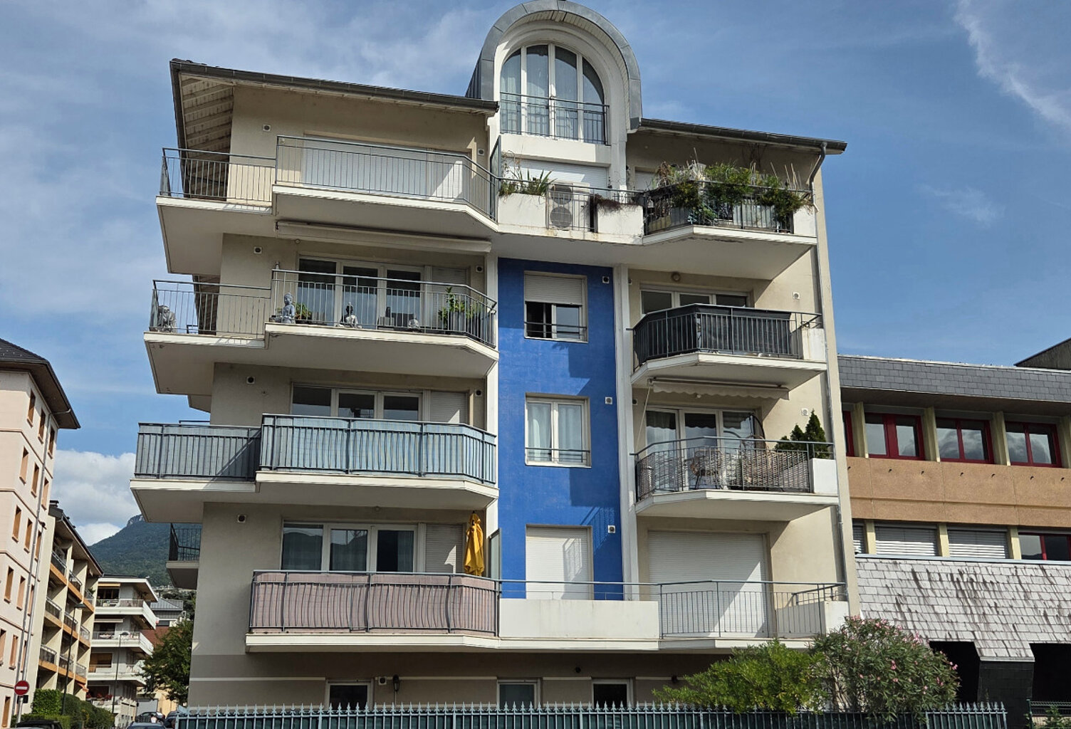 T4 DUPLEX 92,35 M² – TERRASSE 52 M² – CENTRE-VILLE AIX-LES-BAINS (73) — photo 1