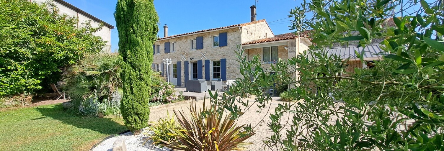 Maison 8 Pièces 168 m² à vendre à Celles-sur-Belle (79370)