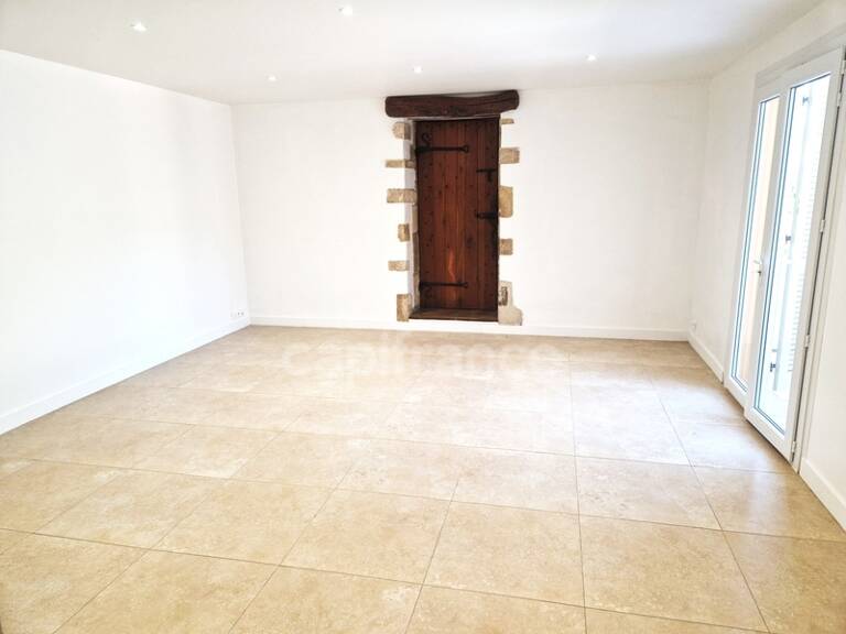 A louer, Bureaux de 95 m² avec Terrain de 1 400 m², Plaine du Var, Nice 06200, Alpes-Maritimes — photo 1