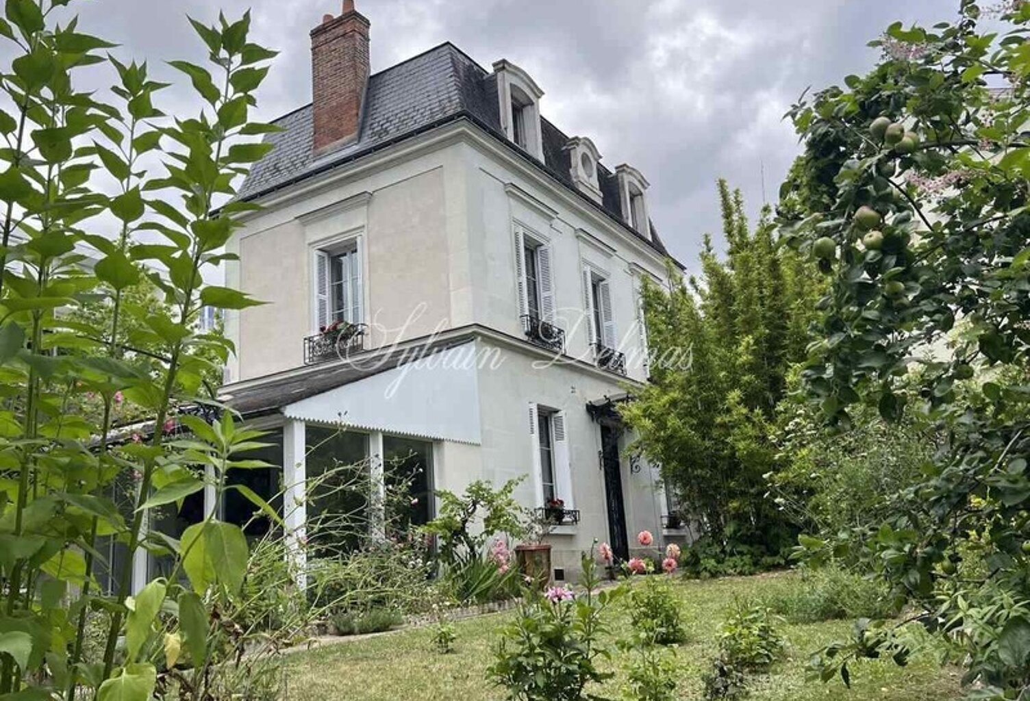 Maison à vendre 8 pièces SAINT CYR SUR LOIRE (37) — photo 1