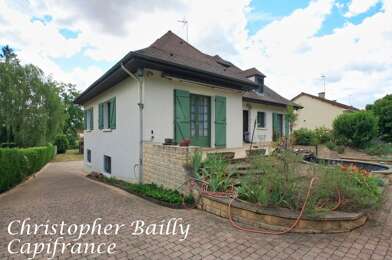 Maison 8 pièces 295400 €